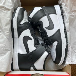 Worn ONCE Nike Dunk High Black / White / Red  University women size 7.5 / men 6